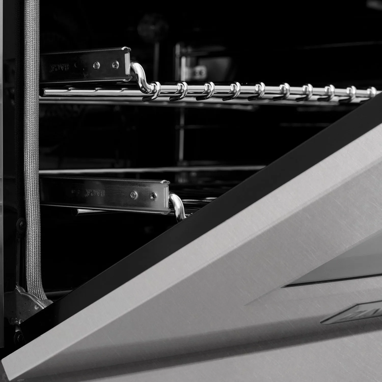 ZLINE 24 in. Professional Dual Fuel Range in DuraSnow® Stainless Steel with White Matte Door (RAS-WM-24)